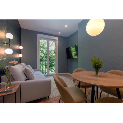 BIG 4 ROOMS in a Centric Home Parking Included