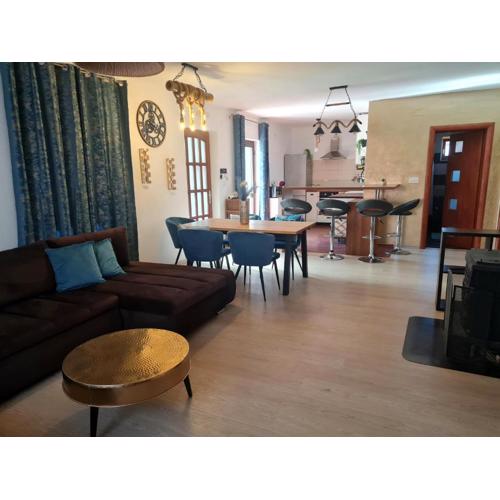 Big apartmant with free parking