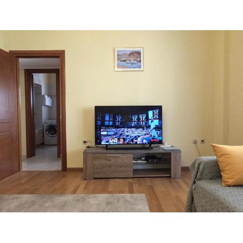 Big Apt 3bed 3bath 10 min walk Acropolis