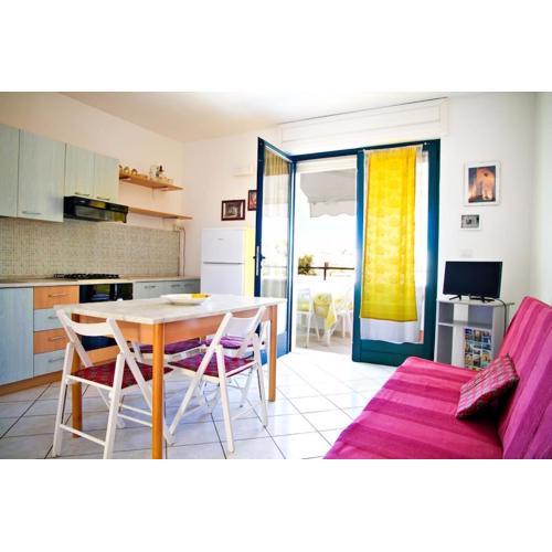 Bilocale con balcone a pochi passi dal mare - Teresa Houses