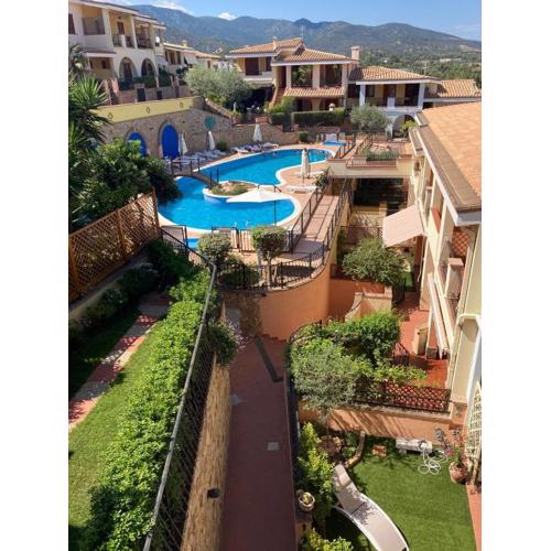 Bilocale con Piscina a Villasimius