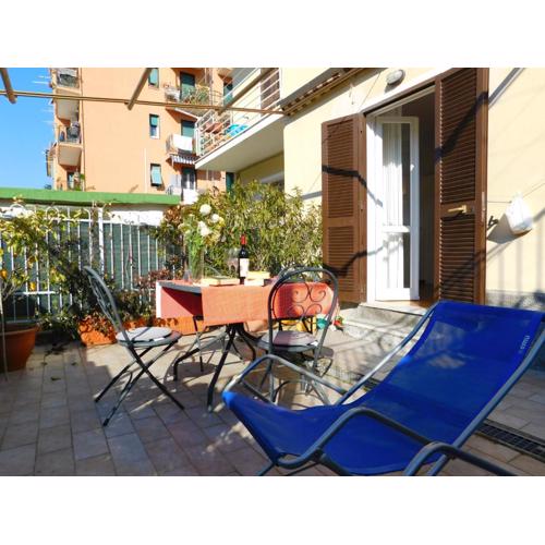 Bilocale con terrazza, Levanto