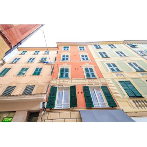 Bilocale nel centro storico piano terzo