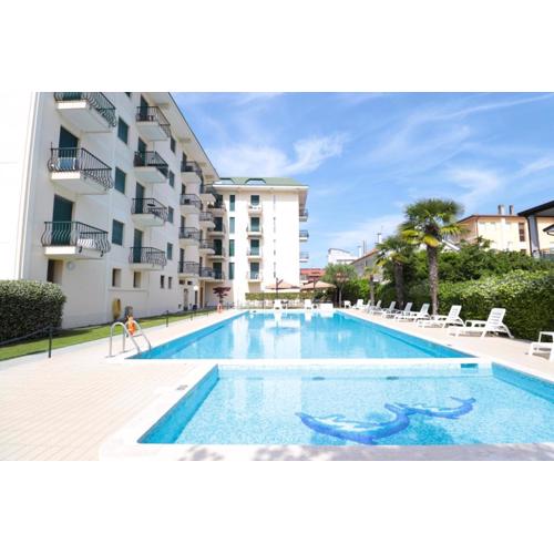 BILOCALE RUBINO CON PISCINA - JESOLO