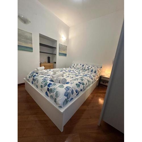 Bilocale Voltri Mare 4 posti