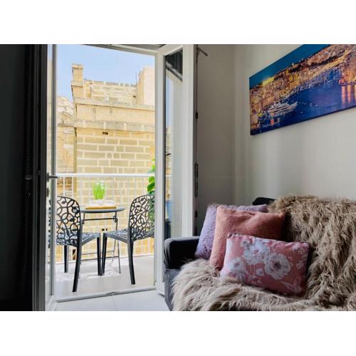 Birgu 2BR comfort Apartment by Holi