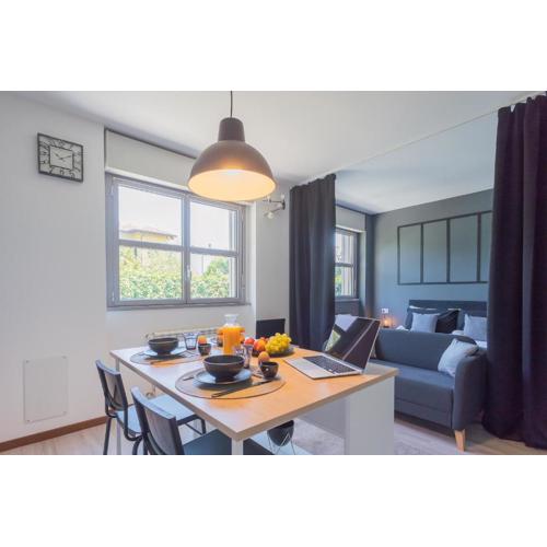 Black Loft Como by Rent All Como