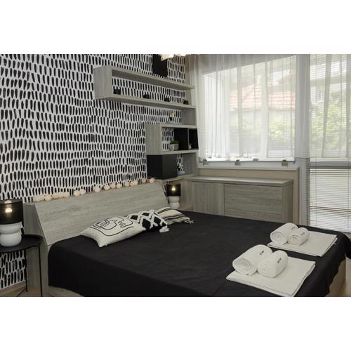 Black & White -1BD Flat in Varna Center by Flat Mаnager