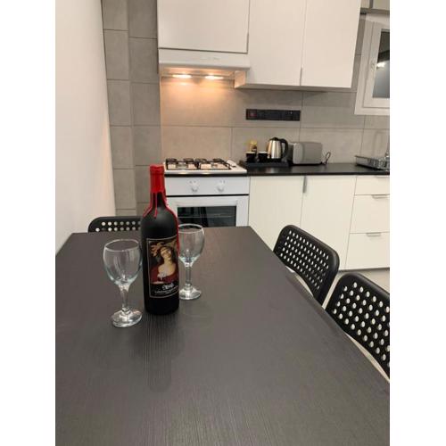 Black & White STUDIO by Emmelia Group