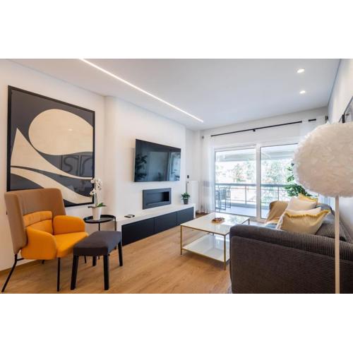 Bloom - Luxury 2-Bedroom Apartment in Athens
