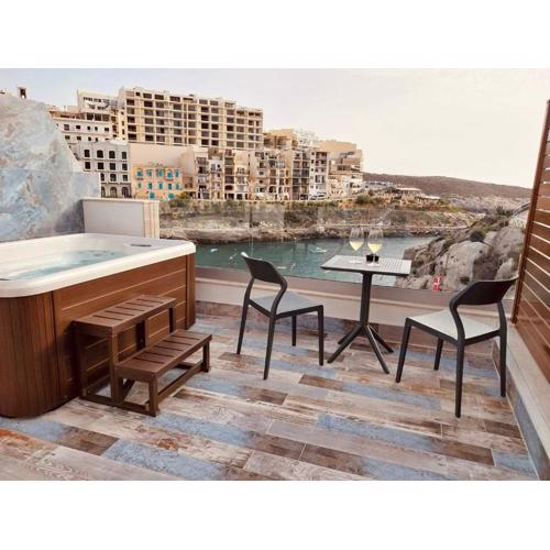 Blu Waters Boutique Hotel