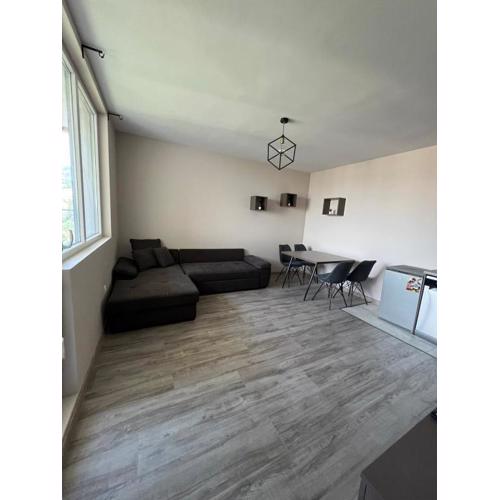 Blue Apartment -4People - City View