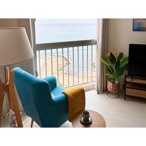 Blue armchair with sea view Apartment in Calpe