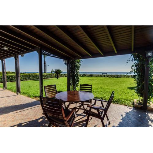 Blue Bay Beach House