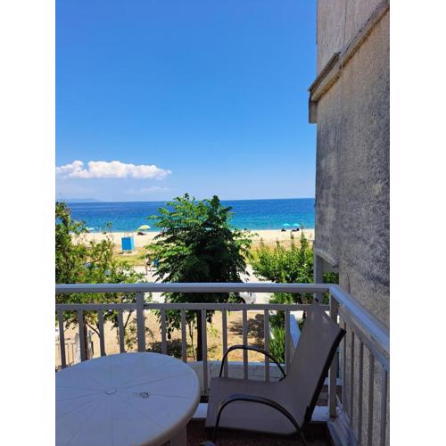 Blue Horizon Apartment