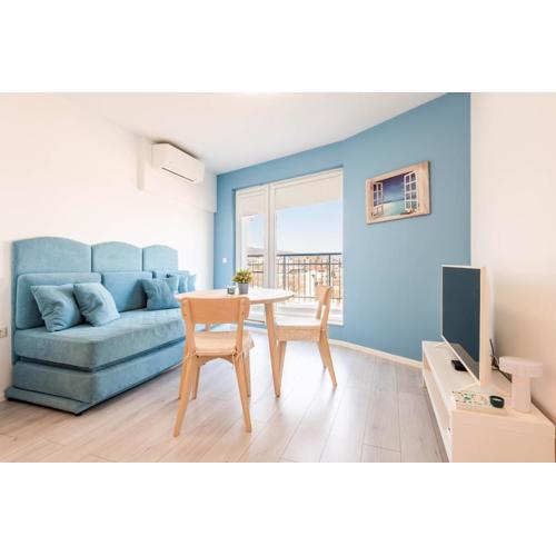 Blue Horizon sea view 1br apt