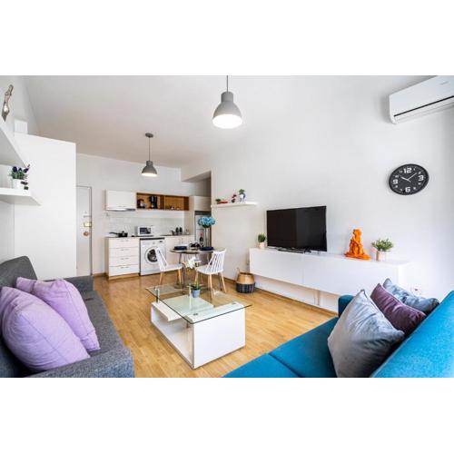 Blue Ivy 1-BR Apt in Larnaca Center