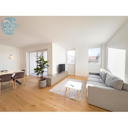Blue Life 1b Tirabora Short Rent