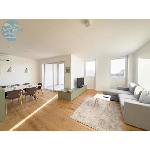 Blue Life 3b Tirabora Short Rent