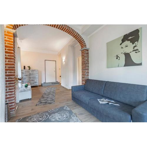 Blue Mermaid of Stresa - Happy Rentals