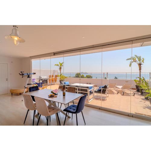 Blue Penthouse Mackenzie