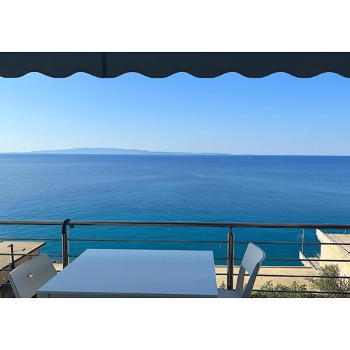 Blue Sea Apartments
