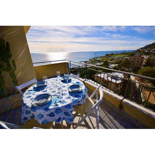 Blue Sky Apartment by Wonderful Italy