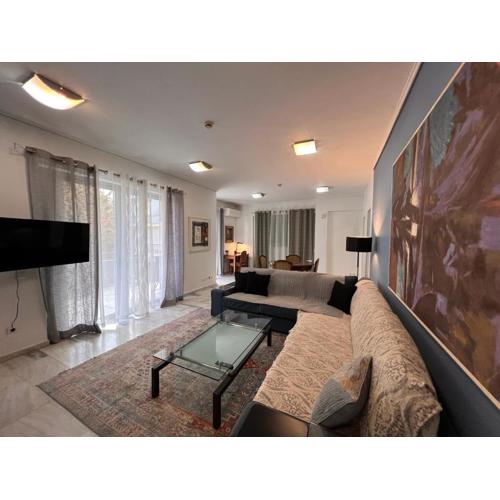 Blue Spacious Flat wt Parking nr Marousi Hospitals, by PromosHomes