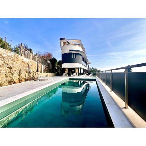 Blue View Residence