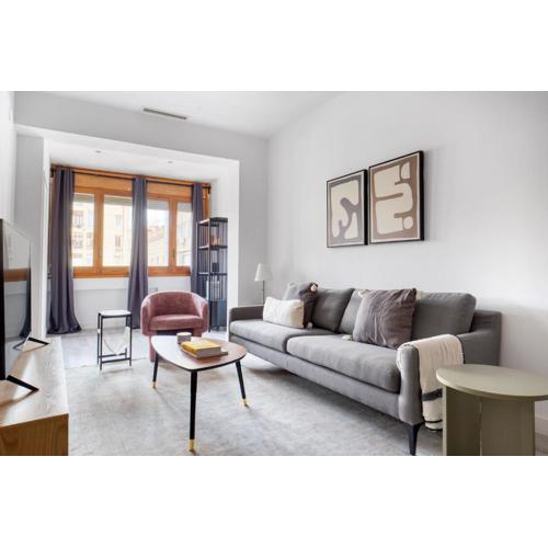 Blueground La Dreta de lEixample furnished BCN-112