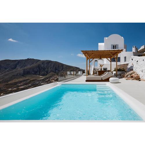 Bluewhite Suites & Villa Santorini