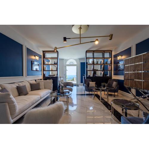 Bluonly Boutique B&B