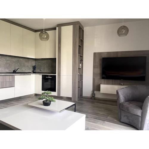 Bodega Apartments I
