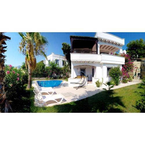 Bodrum center sea view villa