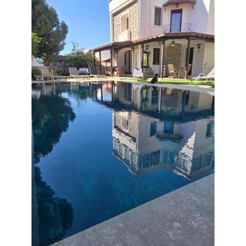 Bodrum Merkezde Müstakil Havuzlu Villa