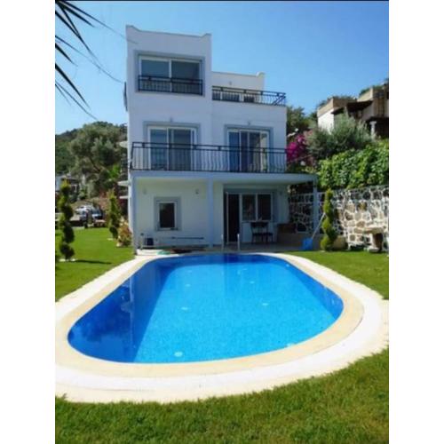 Bodrum sea view flower villa
