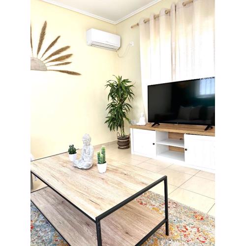 Bohem Apartment near Athens Airport