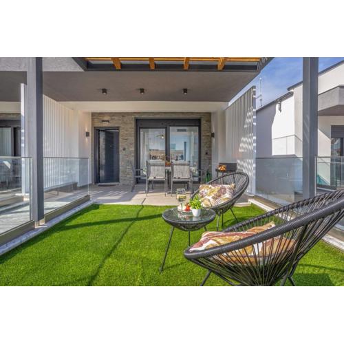 Bohemia Villas Nea Iraklitsa