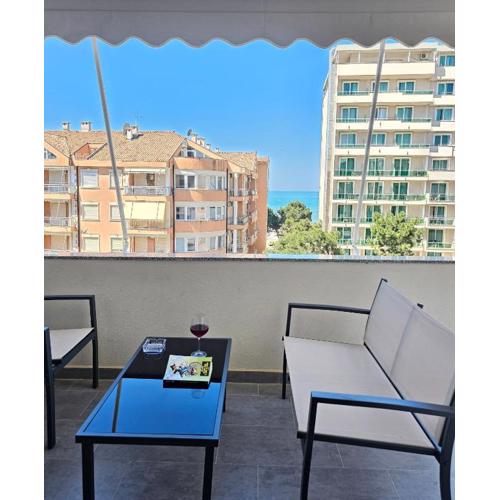 Bohemian Apt, Beachfront & Family Friendly - by BETA Premium