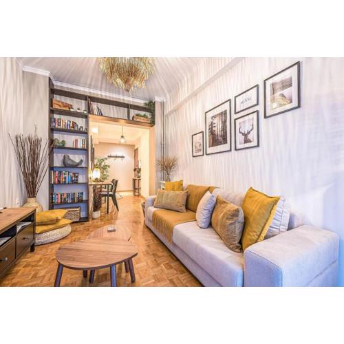 Bohemian Chic 1BR Apartment in the Heart of Athens