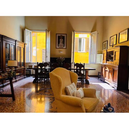 Bologna Medieval Art Loft