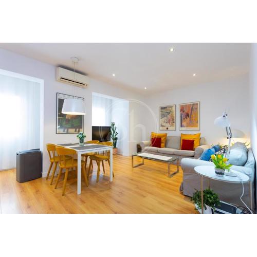 Bonito apartamento cerca de la Sagrada Familia