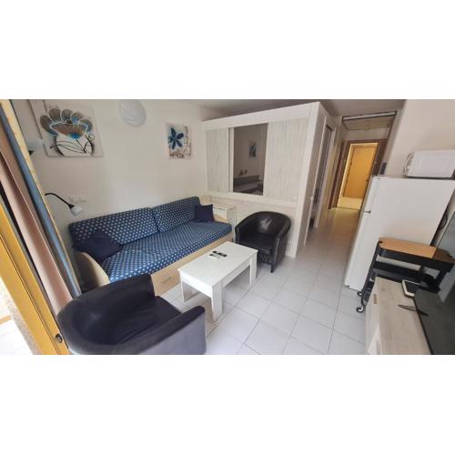 Bonito apartamento con piscina