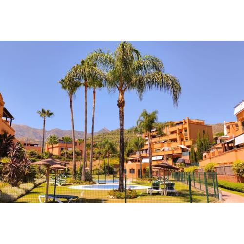 Bonito apartamento en Marbella con piscina