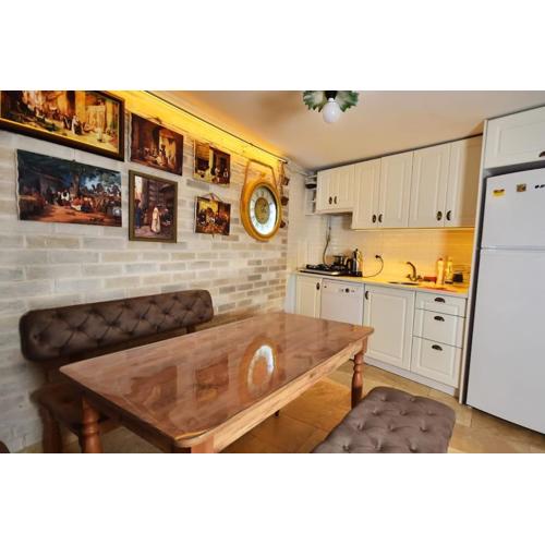 Bonjour Suit Private Triplex Apartment