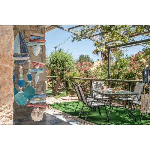 Botonis Houses - Modern Villas, Timeless Beauty