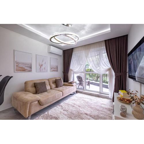 Boutique 1 bedroom apartment with Parking and Port View