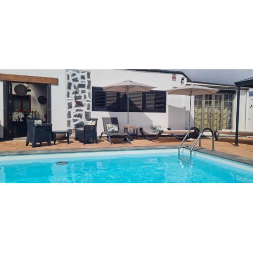 Boutique Boho Glam Villa With Private Pool