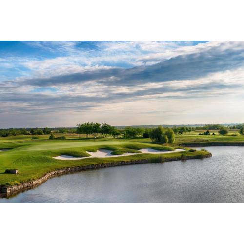Boutique Golf House