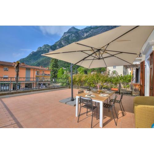Boutique Terrace Apartment In The Center - Happy Rentals